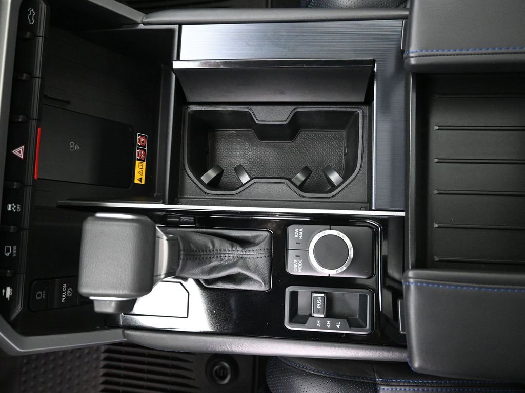 Used 2025 Toyota Tundra Platinum image 27