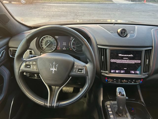 Used 2024 Maserati Levante GT Ultima AWD/4WD image 15