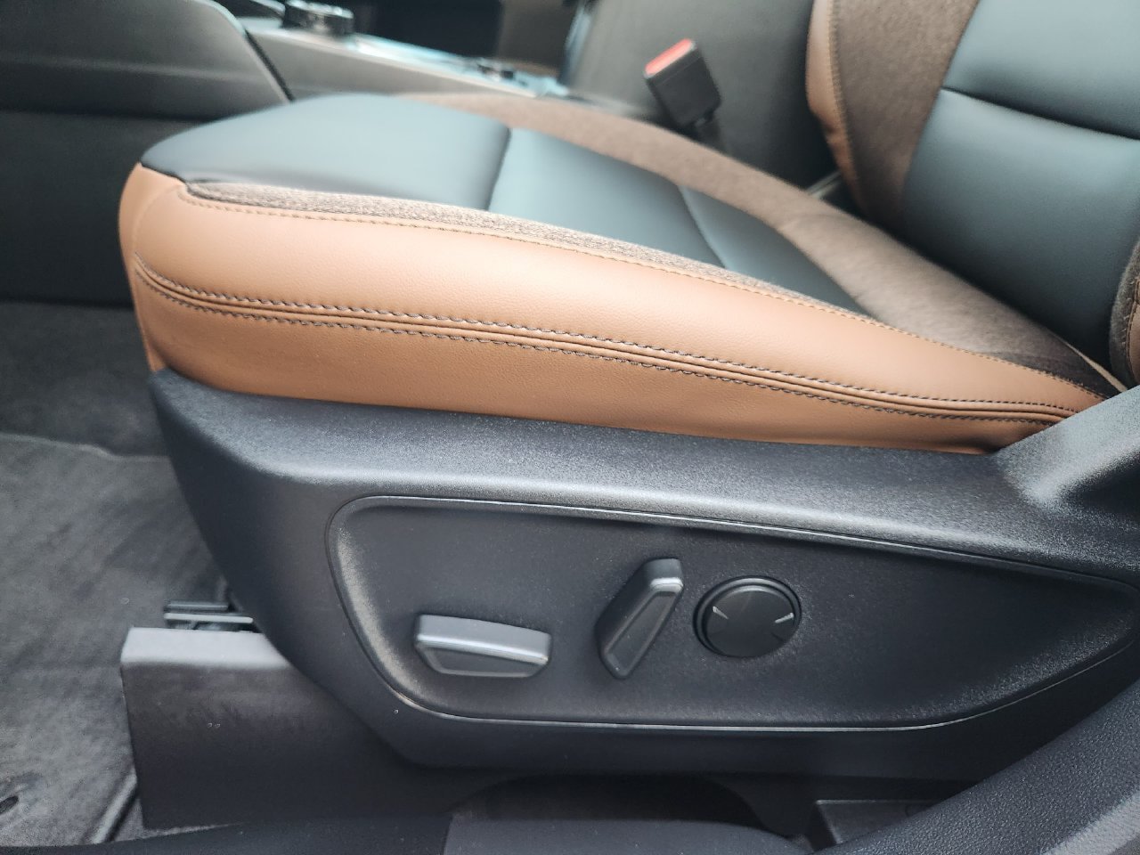Used 2026 Ford Bronco Sport Outer Banks AWD/4WD image 23