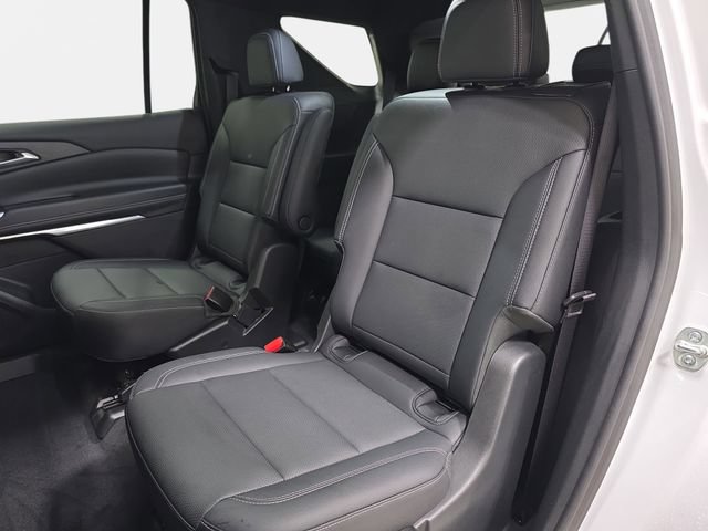Used 2025 Chevrolet Traverse LT AWD/4WD image 13