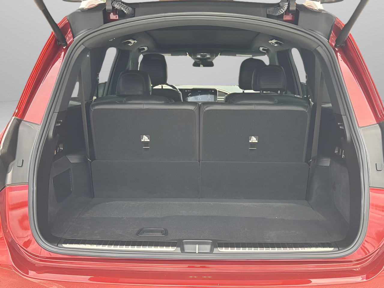 Used 2023 Mercedes-Benz GLS 450 4MATIC image 8