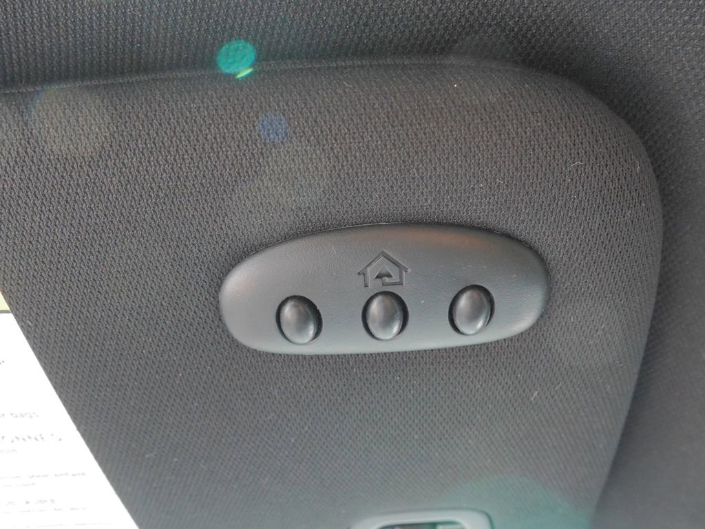 Used 2020 Ford Edge ST w/ Equipment Group 401A AWD/4WD image 32