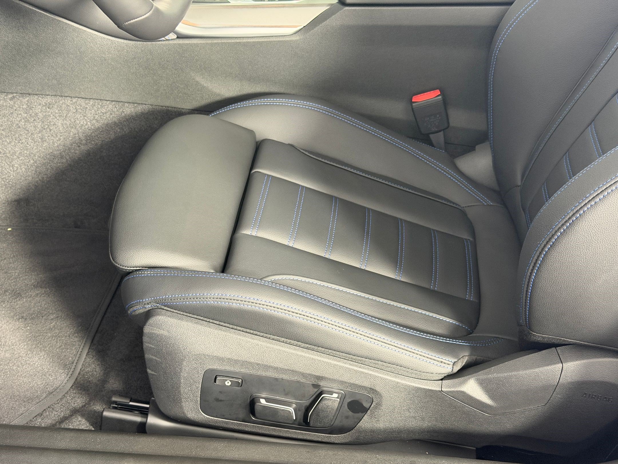 New 2026 BMW 230i Coupe w/ Premium Package RWD image 14