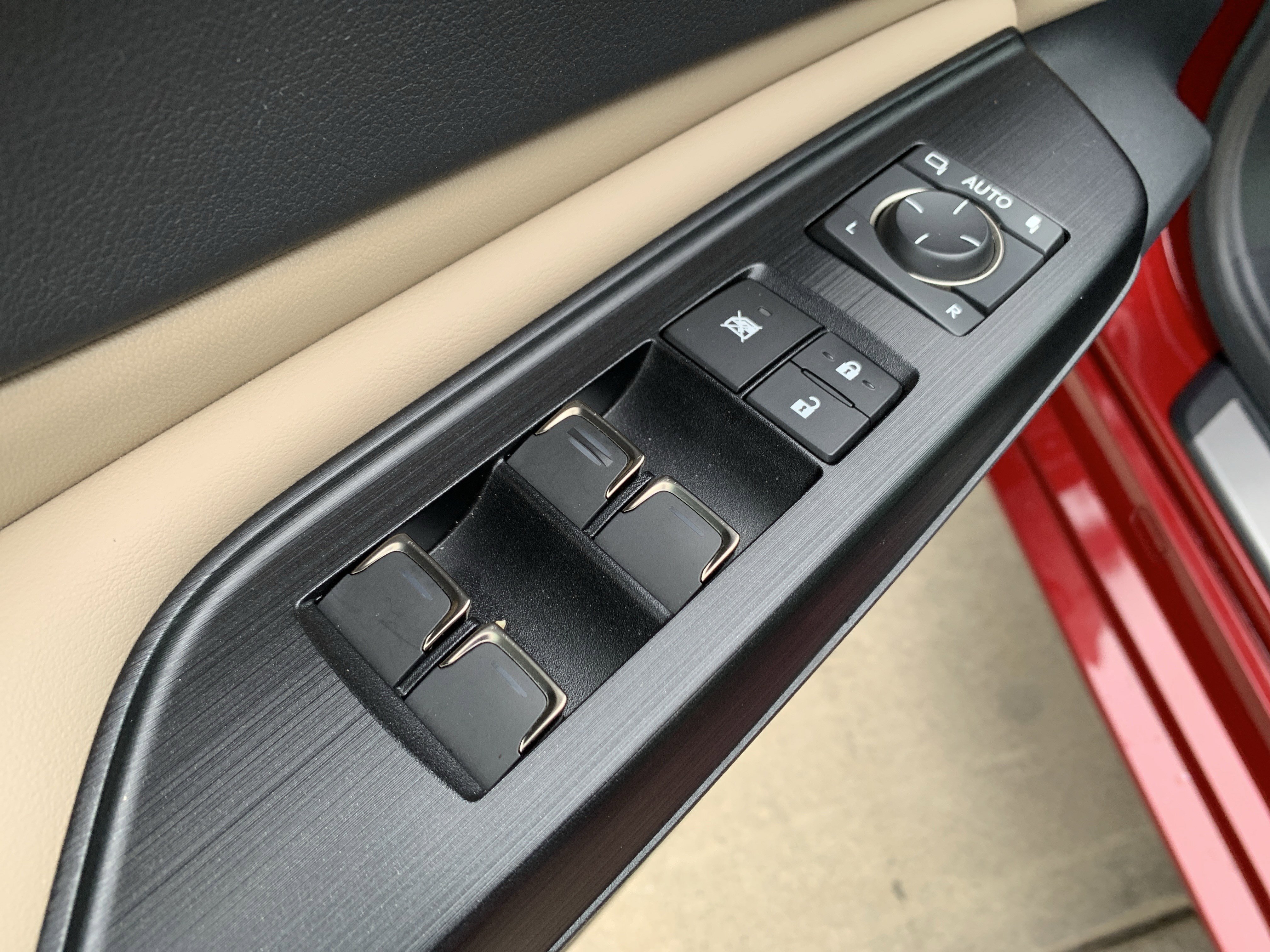 Certified 2021 Lexus ES 250 w/ Premium Package image 15