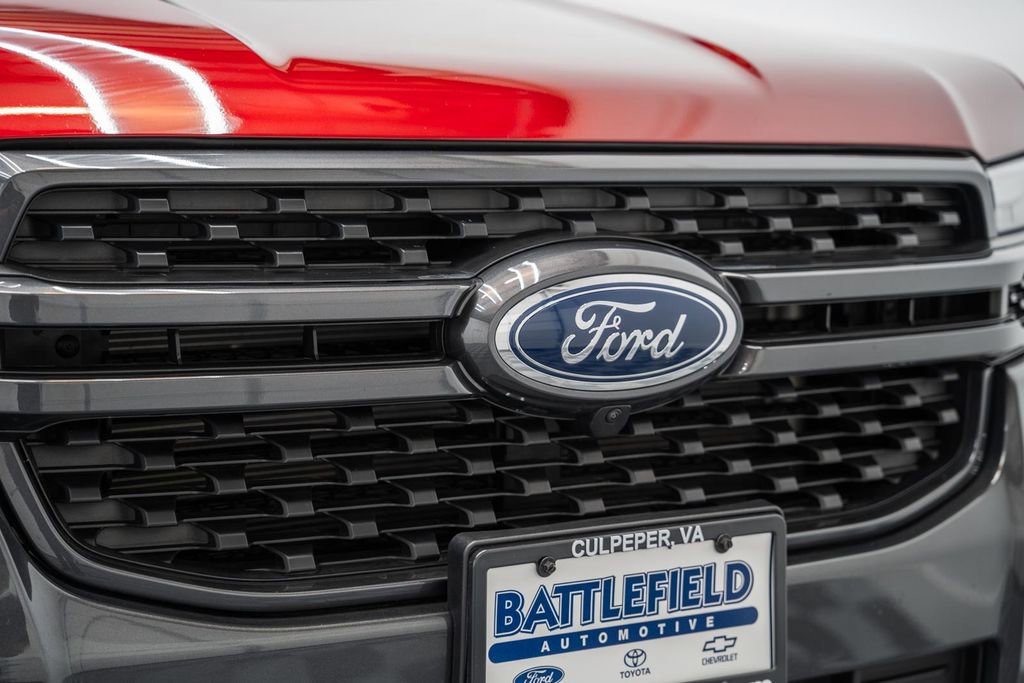 Certified 2025 Ford Ranger Lariat w/ FX4 Off-Road Package image 9