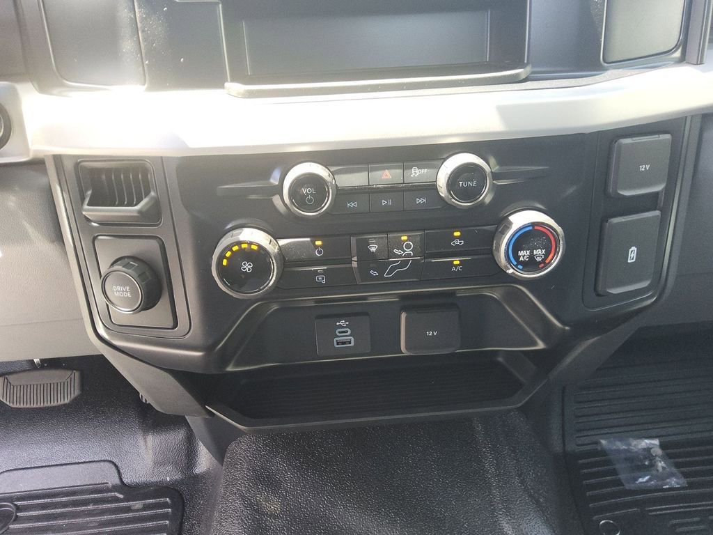New 2026 Ford F550 2WD Regular Cab Super Duty image 11