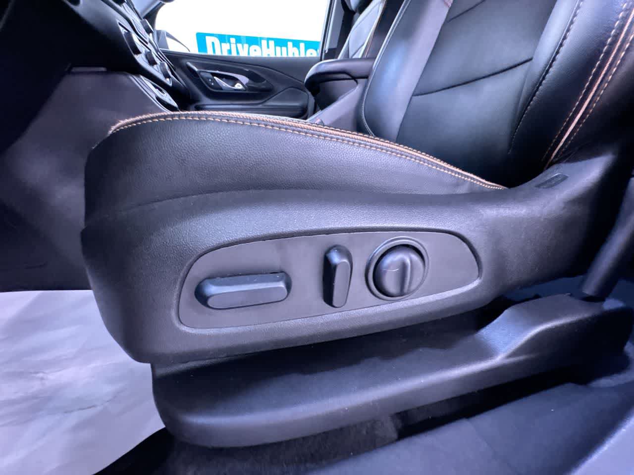 Used 2024 GMC Terrain AT4 AWD/4WD image 13