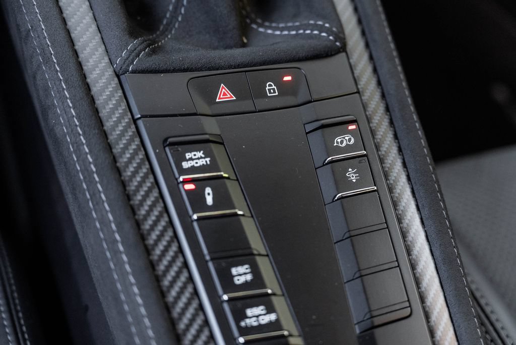 Used 2024 Porsche 718 Cayman GT4 RS RWD image 77