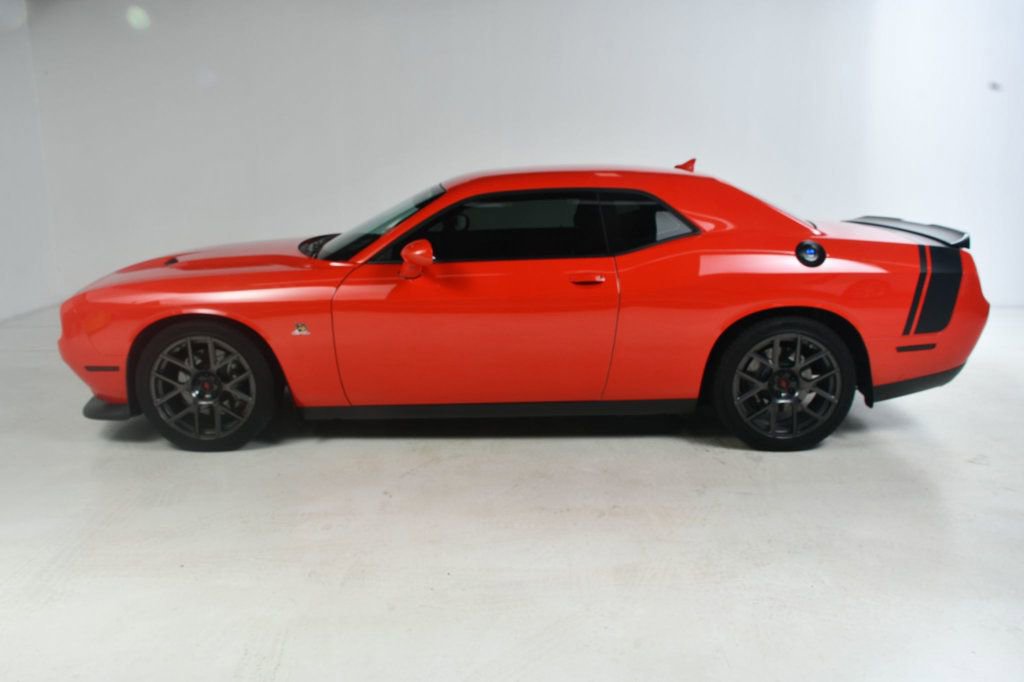 Used 2017 Dodge Challenger R/T Scat Pack image 3