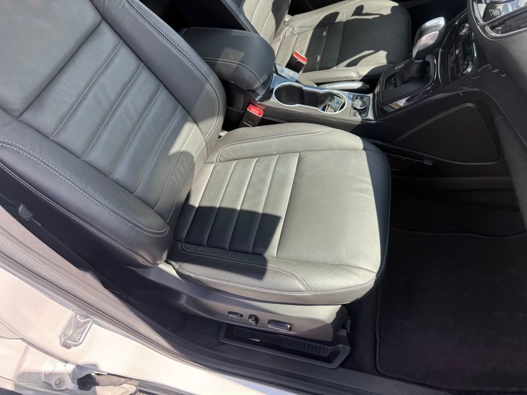 Used 2016 Ford Escape Titanium FWD image 58