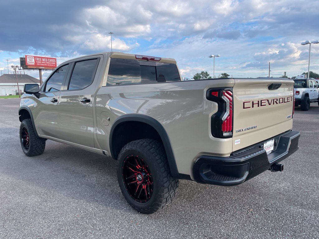 Used 2022 Chevrolet Silverado 1500 ZR2 AWD/4WD image 5
