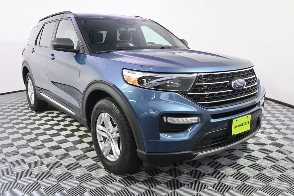 Used 2020 Ford Explorer XLT w/ Equipment Group 202A AWD/4WD image 9
