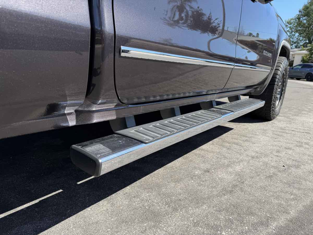 Used 2015 GMC Sierra 1500 SLT w/ SLT Crew Cab Value Package image 9