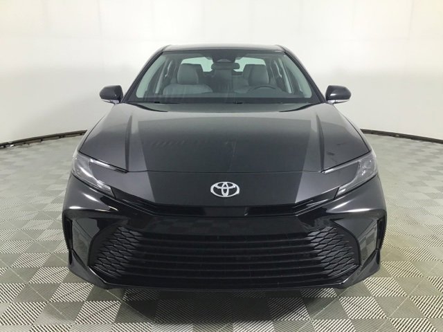 New 2026 Toyota Camry LE image 2