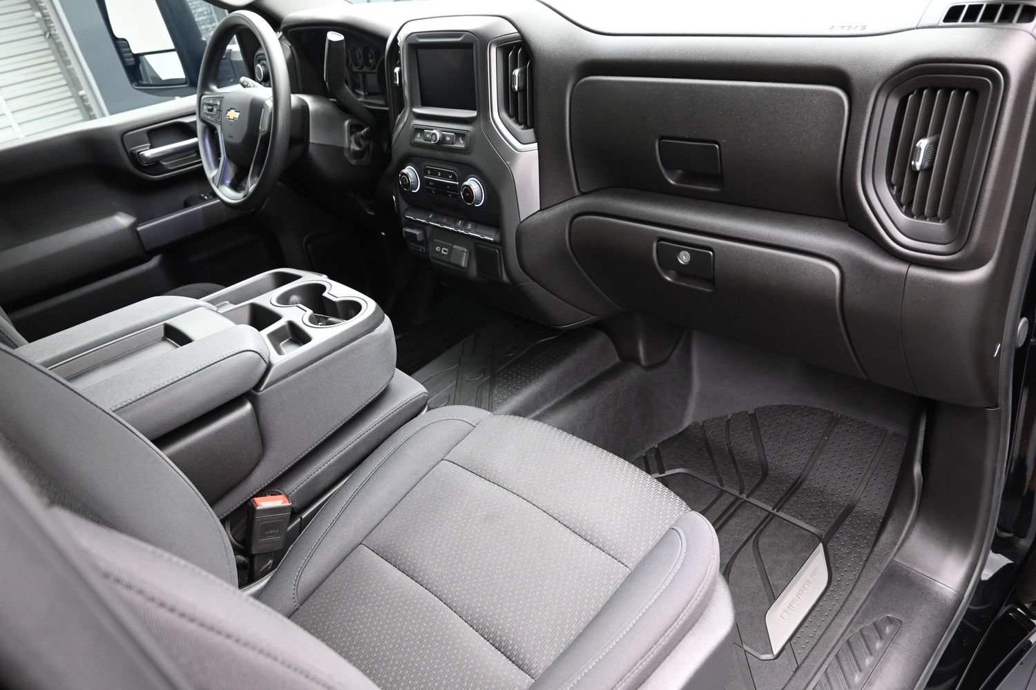 Used 2025 Chevrolet Silverado 2500 Custom w/ Z71 Off-Road Package AWD/4WD image 38