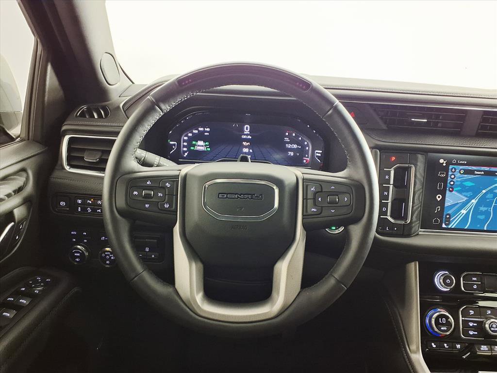 Used 2023 GMC Yukon XL Denali w/ Denali Reserve Package image 16