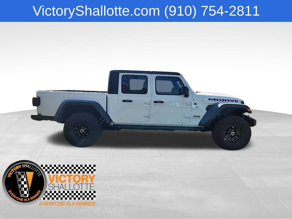Used 2024 Jeep Gladiator Mojave w/ Technology Group AWD/4WD image 27