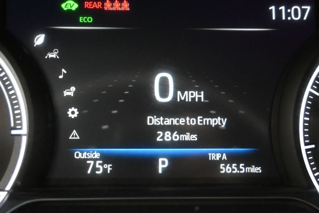 Certified 2024 Toyota Venza LE AWD/4WD image 16