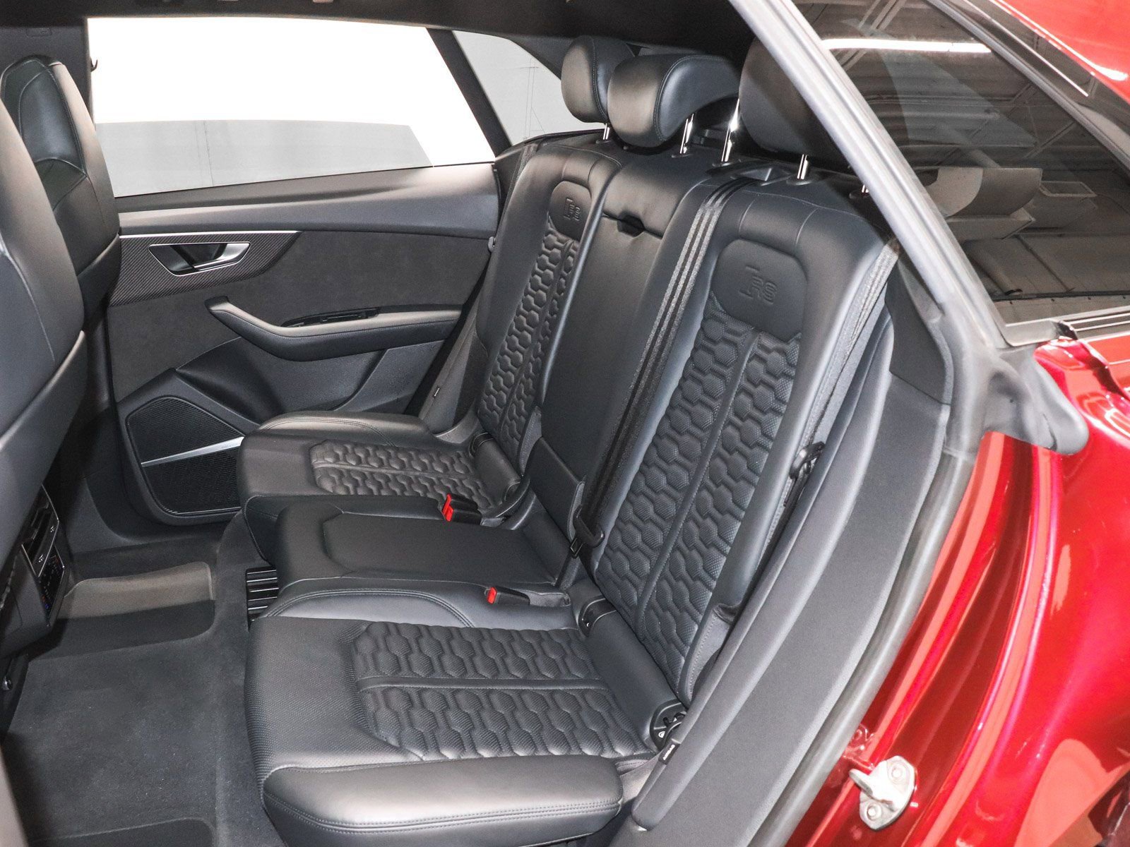 Used 2022 Audi RS Q8 image 25