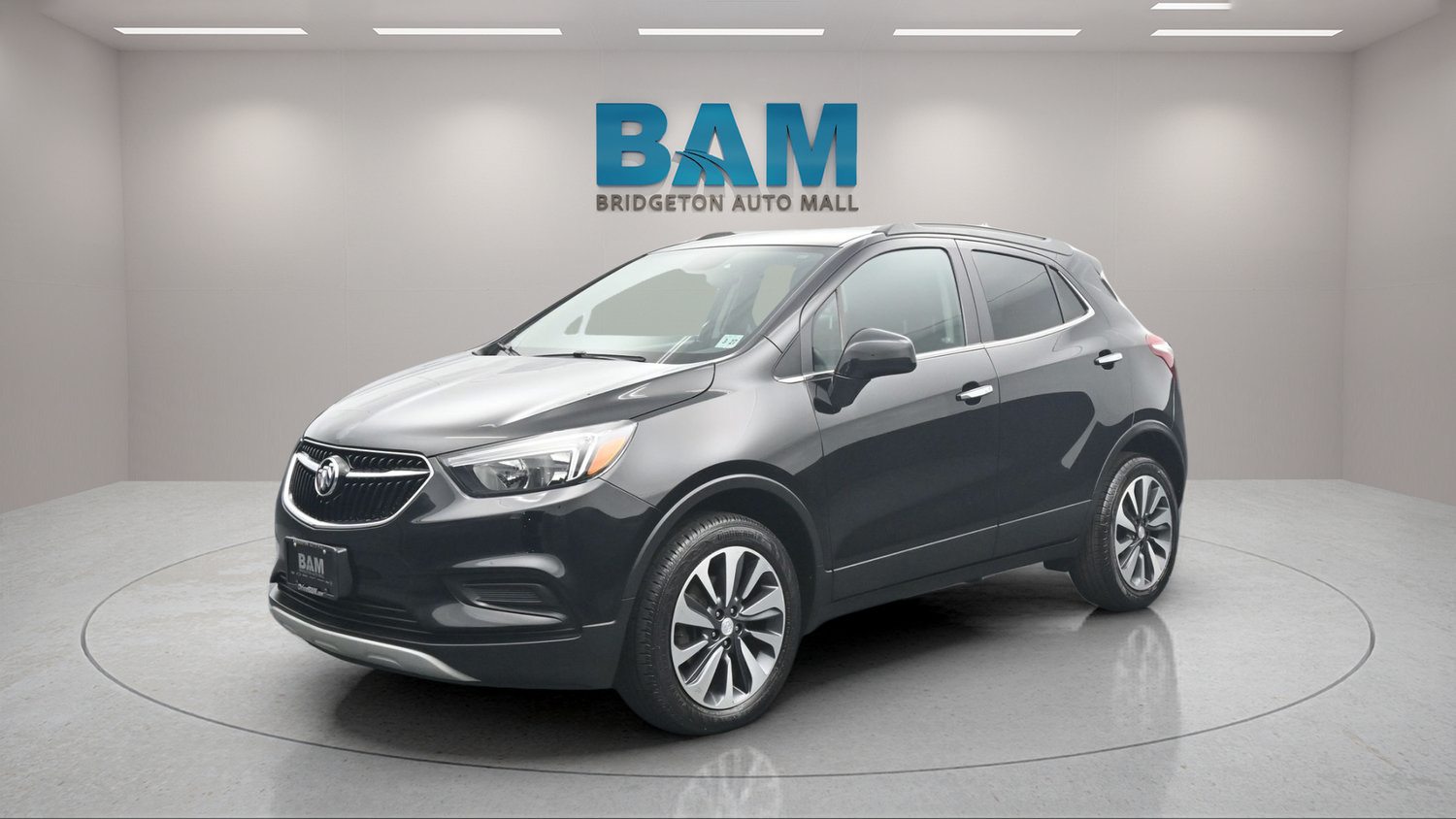 Used 2022 Buick Encore Preferred w/ Safety Package AWD/4WD image 3