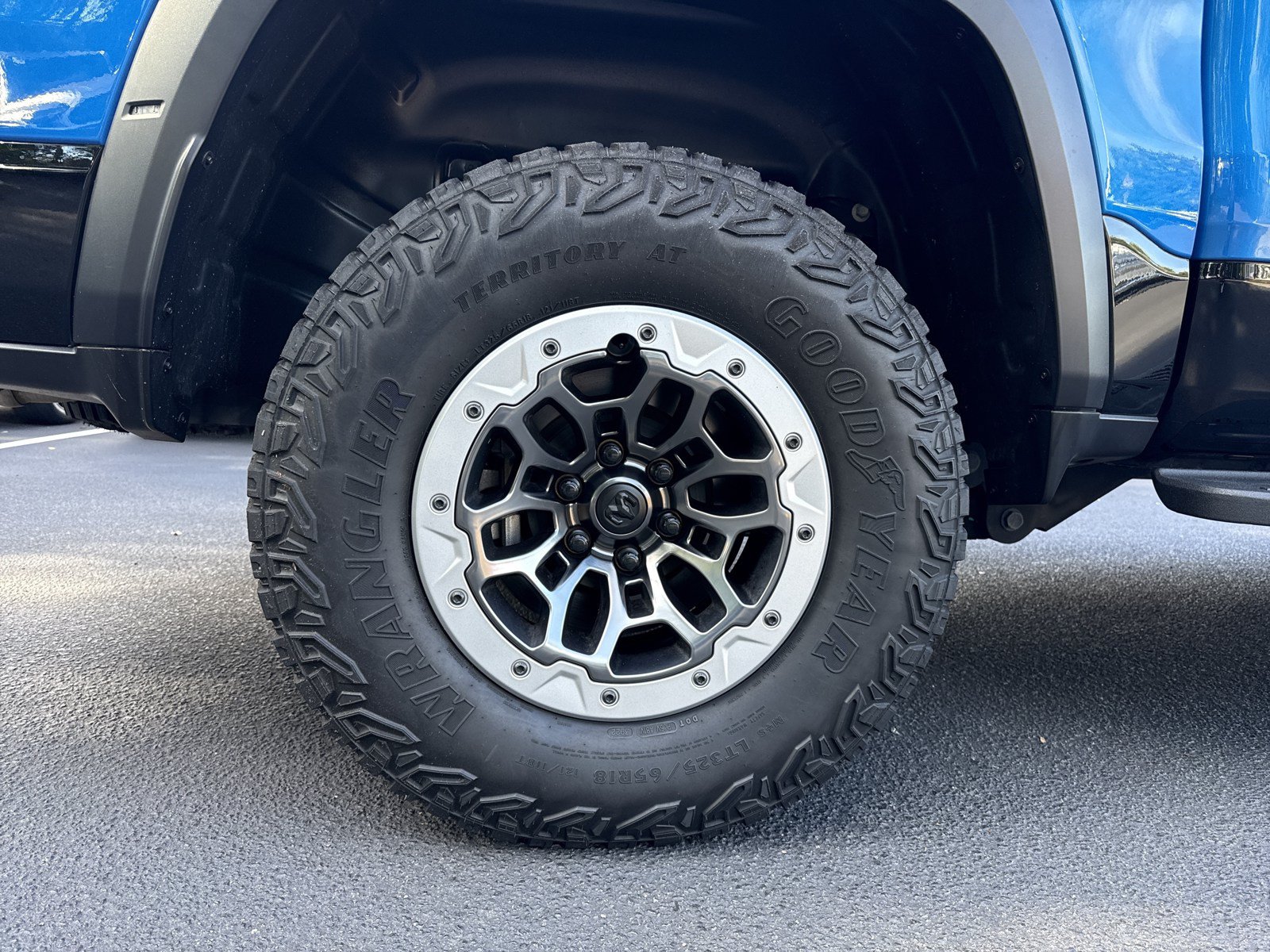 Used 2022 RAM 1500 TRX w/ TRX Level 2 Equipment Group AWD/4WD image 13
