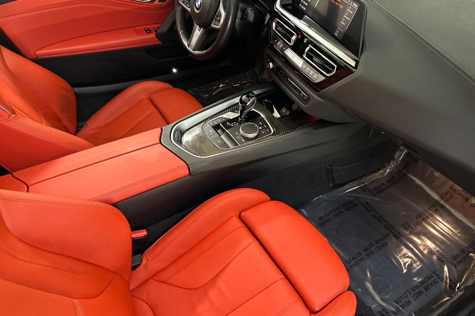 Used 2024 BMW Z4 M40i w/ Shadowloine Package image 29