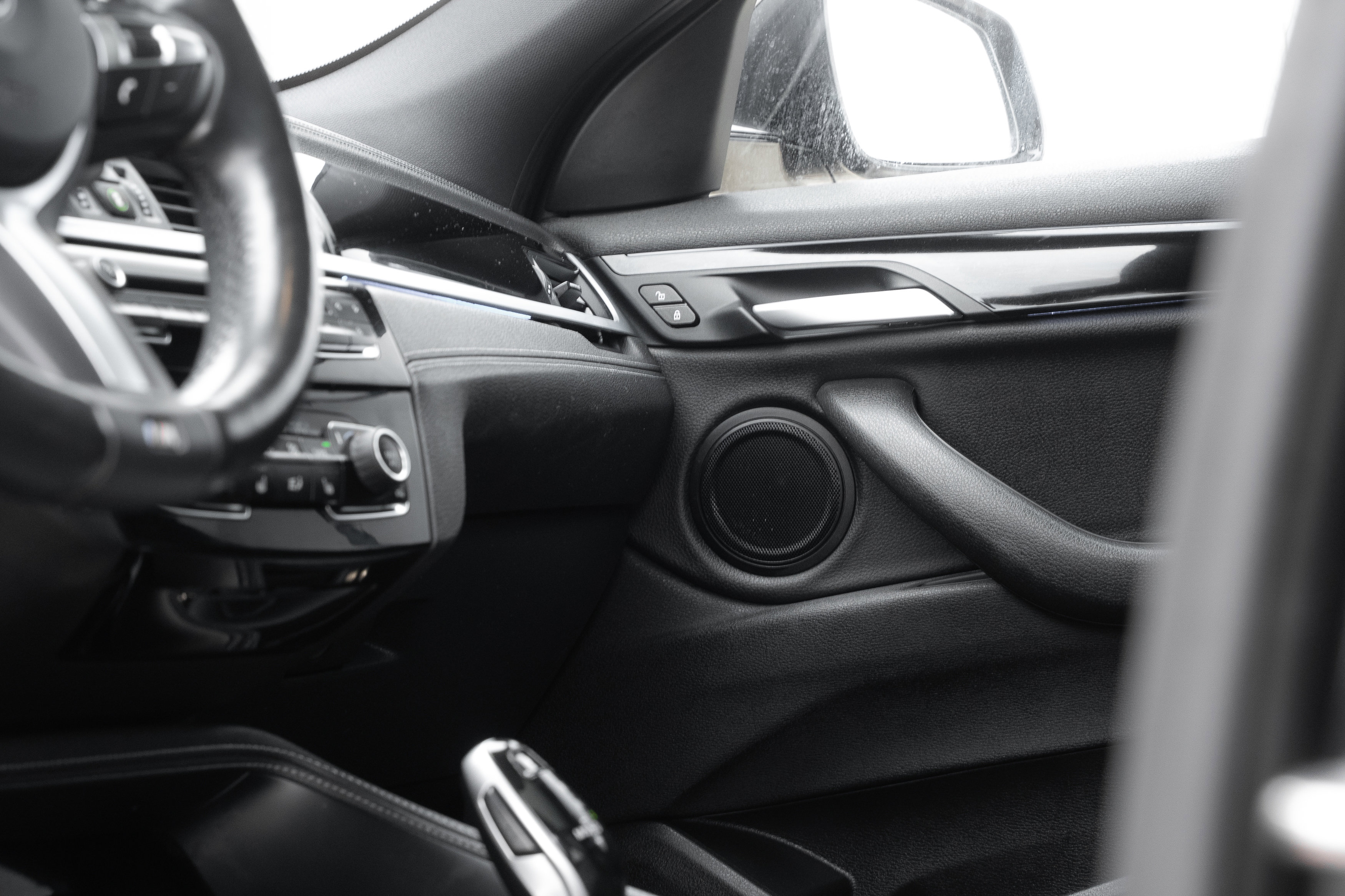 Used 2019 BMW X2 M35i image 15