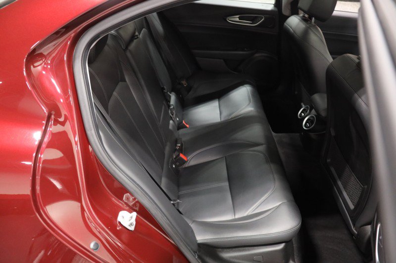Used 2017 Alfa Romeo Giulia w/ Cold Weather Package RWD image 48