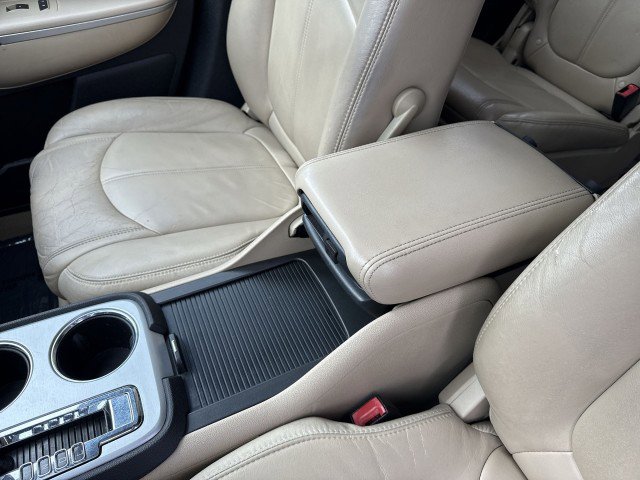 Used 2011 GMC Acadia SLT image 21