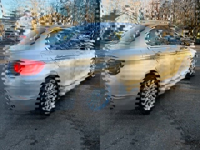 Used 2011 BMW 535i Sedan image 4