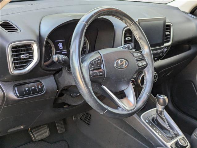 Used 2020 Hyundai Venue SEL w/ Convenience Package image 10
