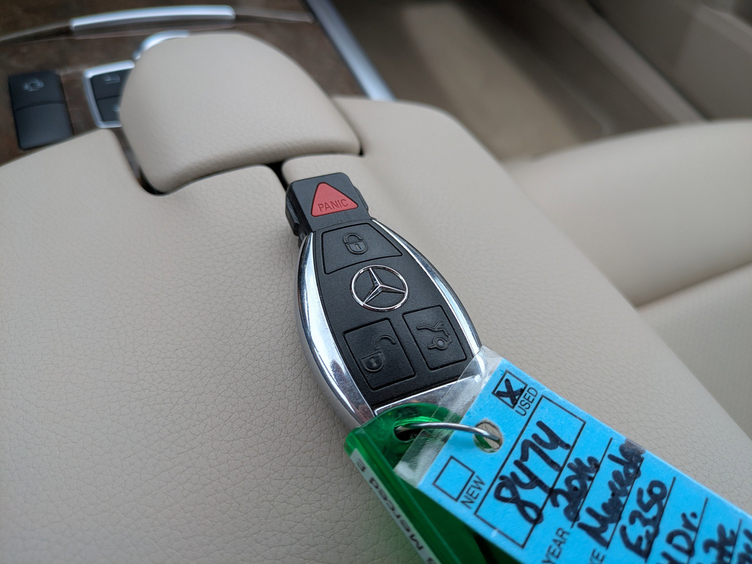 Used 2016 Mercedes-Benz E 350 4MATIC Sedan image 29