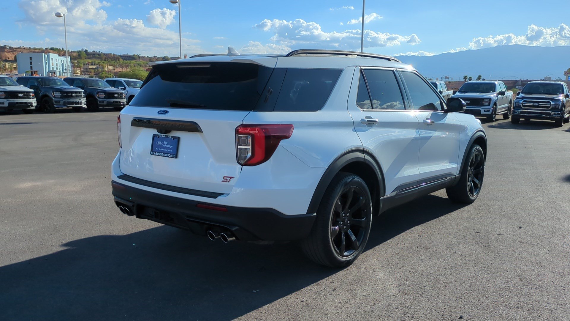 Used 2023 Ford Explorer ST w/ Equipment Group 401A AWD/4WD image 5