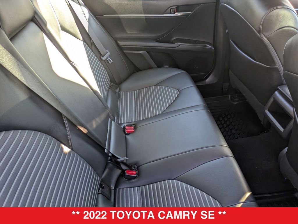 Used 2022 Toyota Camry SE image 36