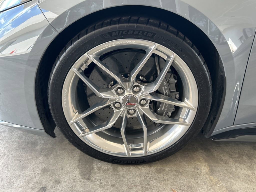 Used 2025 Chevrolet Corvette Z06 image 21