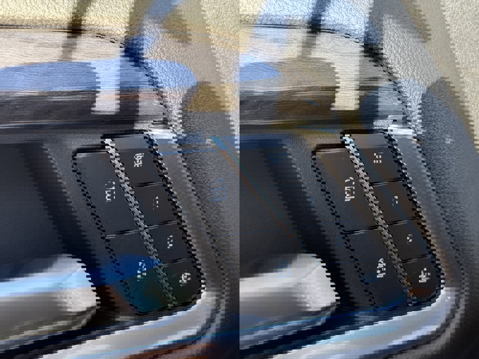 New 2026 Chevrolet Silverado 3500 LTZ w/ LTZ Convenience Package image 22