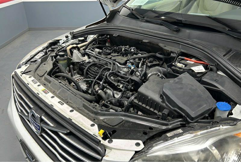 Used 2016 Volvo XC60 T5 Premier image 18