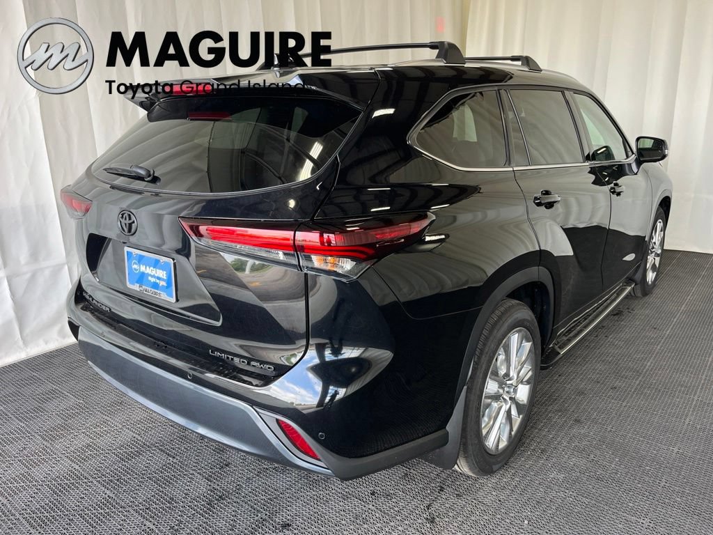 New 2026 Toyota Highlander Limited AWD/4WD image 29