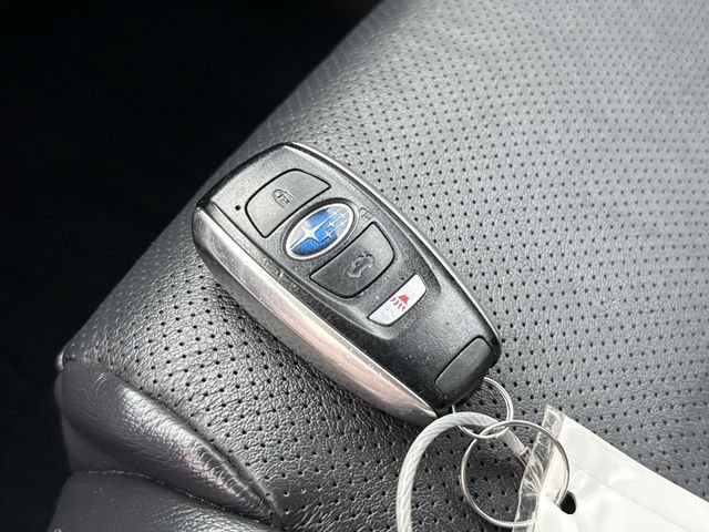 Used 2021 Subaru Ascent Limited w/ Technology Package AWD/4WD image 30