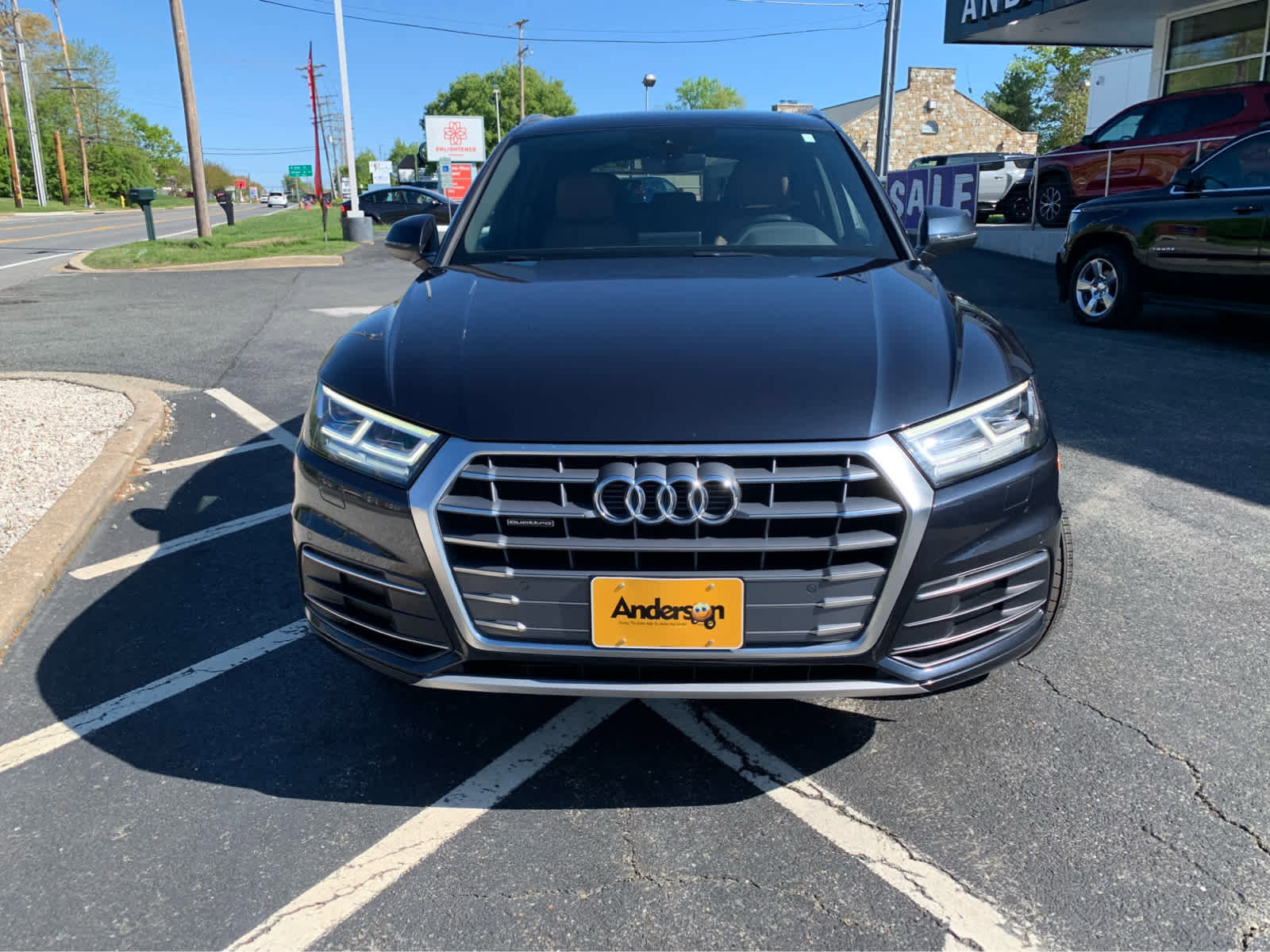 Used 2018 Audi Q5 2.0T Premium Plus w/ Premium Plus Package AWD/4WD image 2