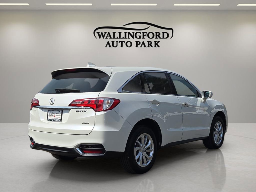 Used 2017 Acura RDX AWD w/ Technology Package image 4