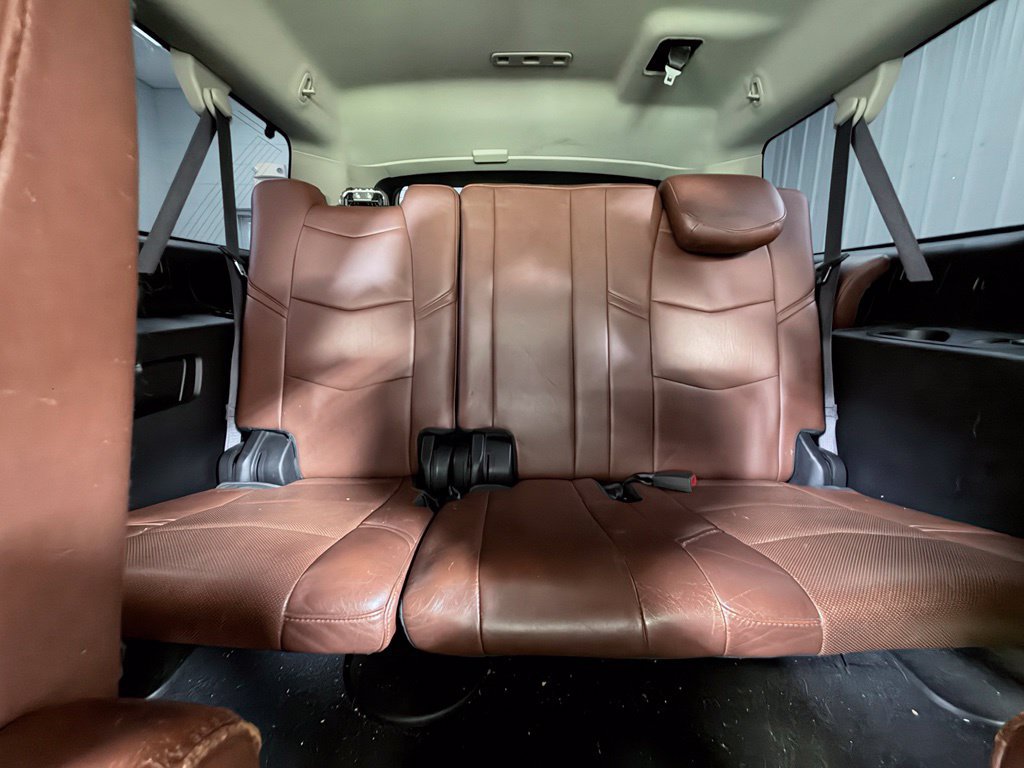 Used 2015 Cadillac Escalade ESV Premium AWD/4WD image 26