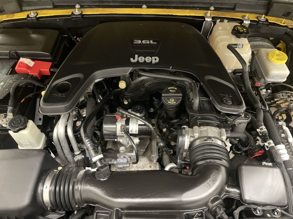 Used 2021 Jeep Wrangler Unlimited Sport AWD/4WD image 22