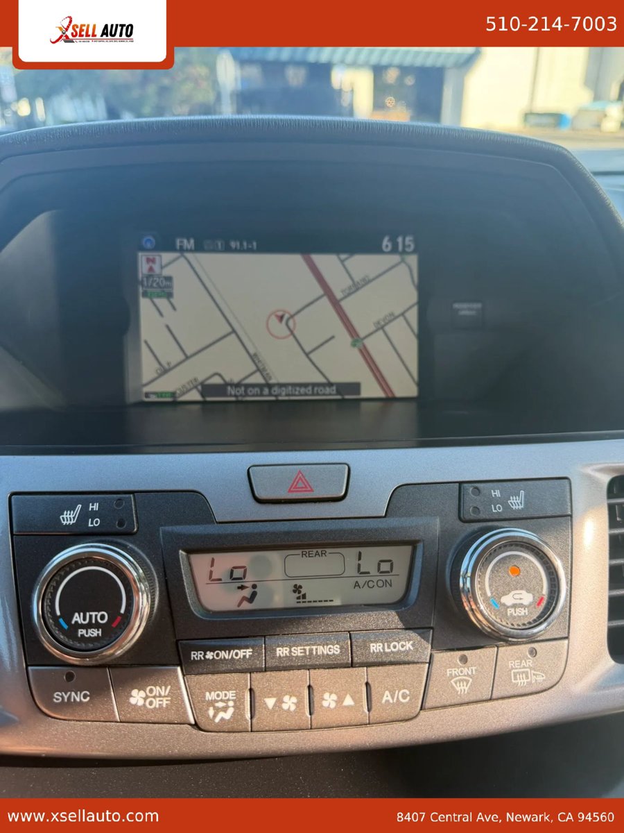 Used 2014 Honda Odyssey Touring image 23
