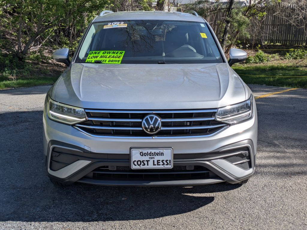Used 2022 Volkswagen Tiguan SE AWD/4WD image 2
