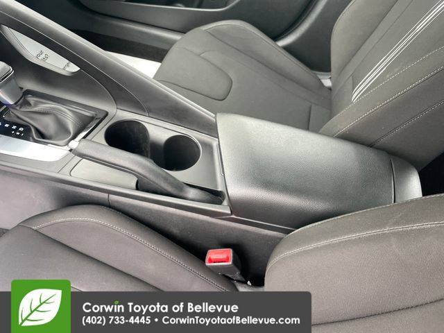 Used 2024 Hyundai Elantra SEL FWD image 24