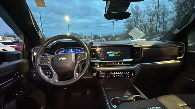 Used 2024 Chevrolet Silverado 2500 High Country w/ High Country Premium Package image 9