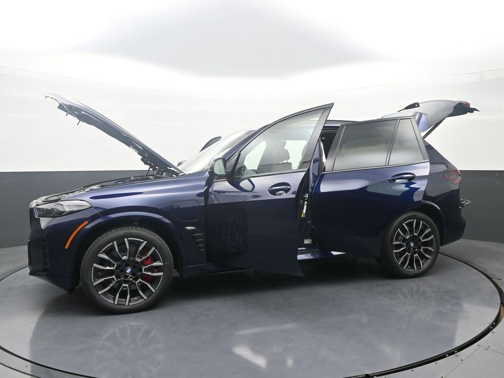 New 2026 BMW X5 xDrive50e w/ M Sport Package image 40