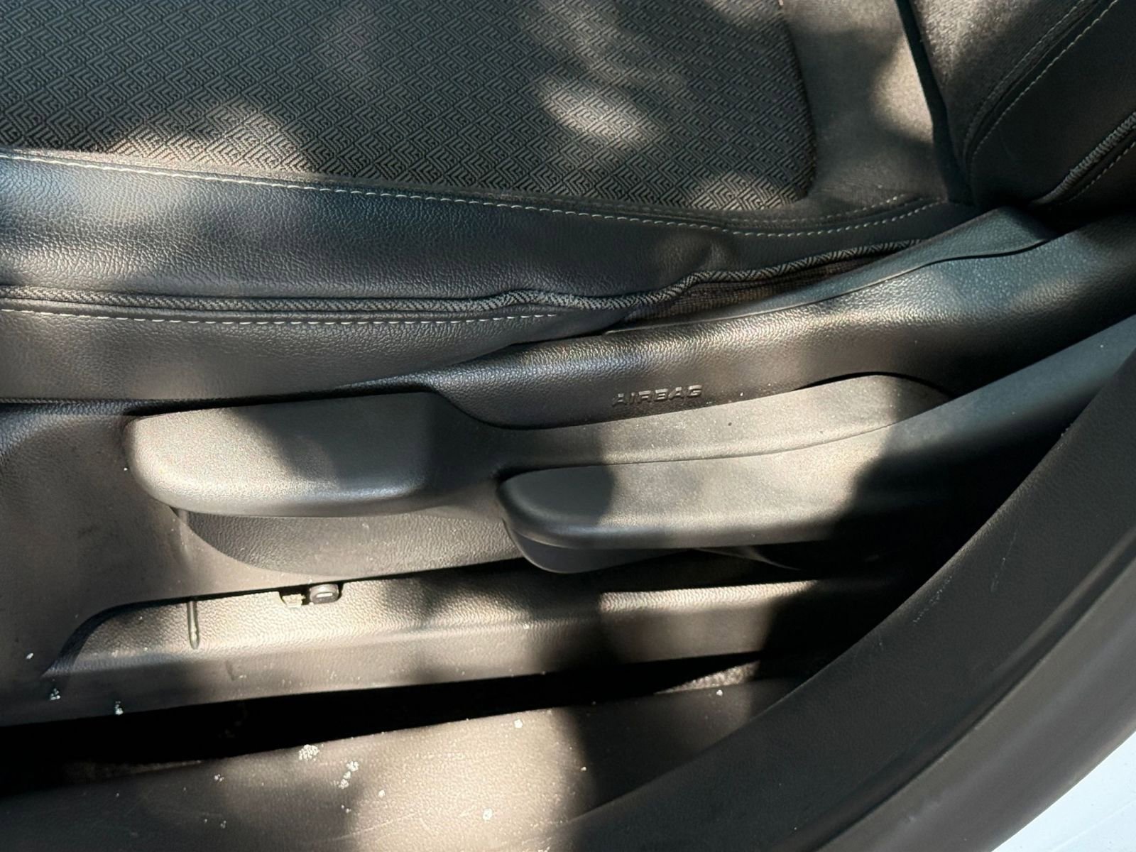 Used 2025 Buick Encore GX Preferred FWD image 22