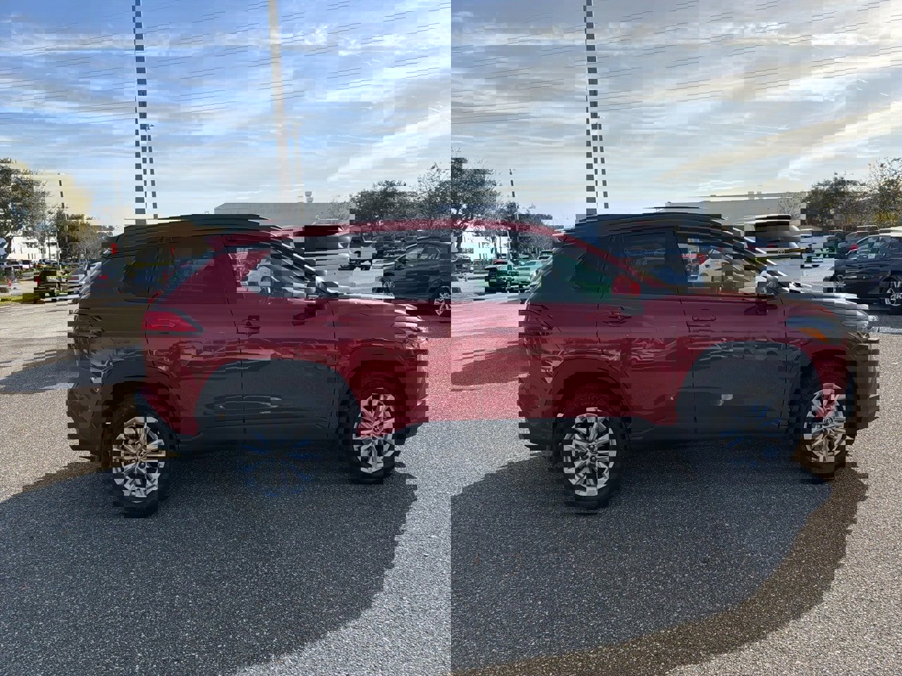 Used 2022 Toyota Corolla Cross LE image 6